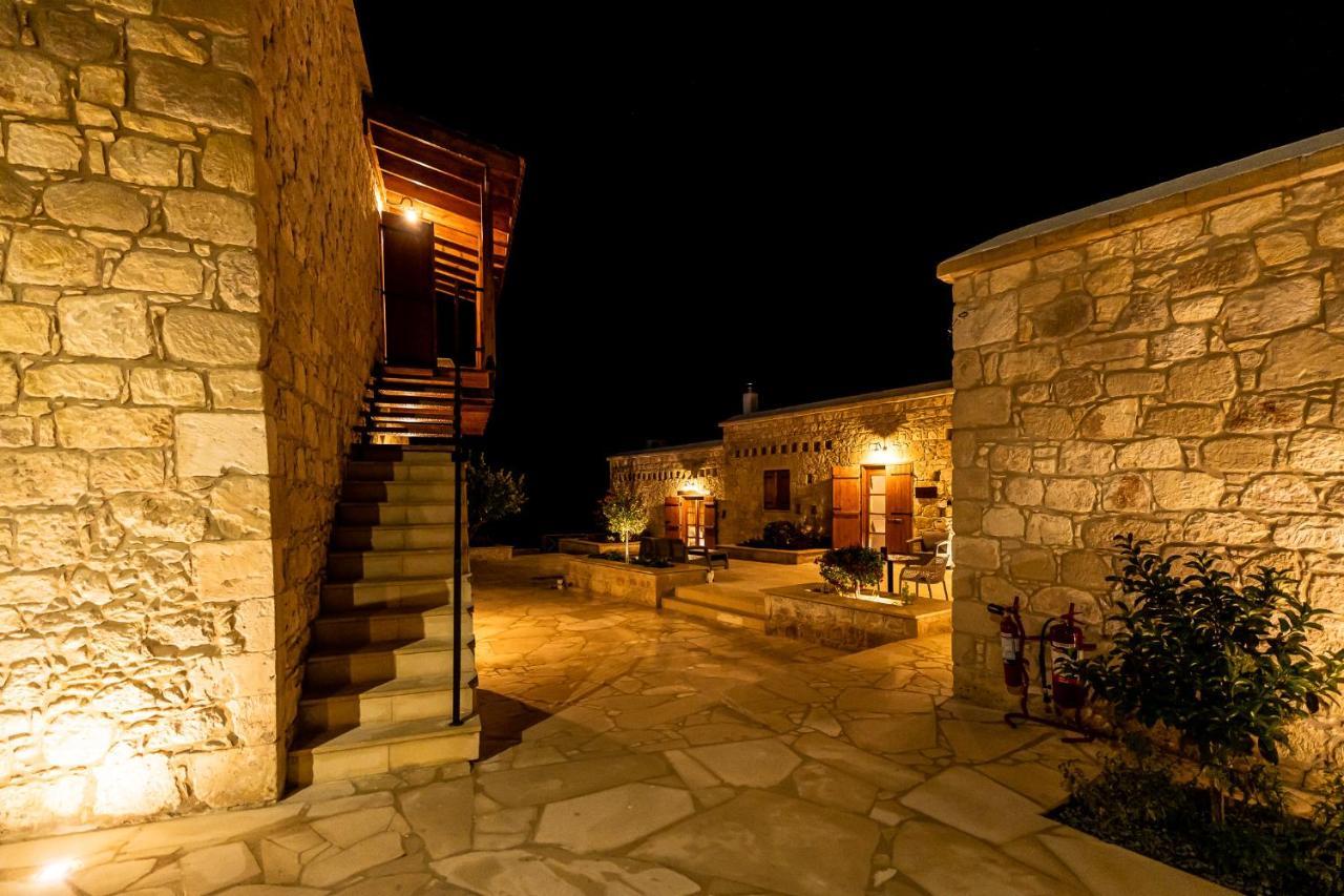 Harma Traditional Boutique Suites Paphos Exterior foto