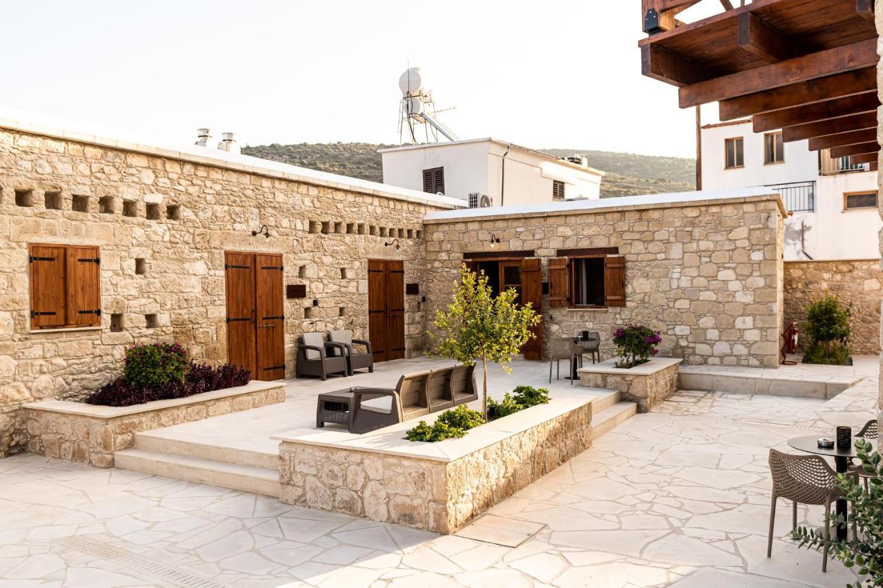 Harma Traditional Boutique Suites Paphos Exterior foto