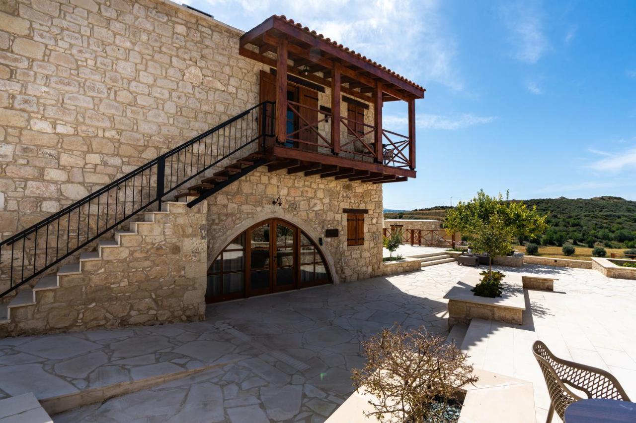 Harma Traditional Boutique Suites Paphos Exterior foto