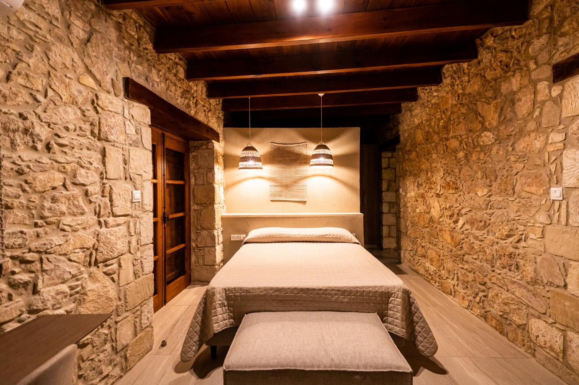 Harma Traditional Boutique Suites Paphos Cameră foto