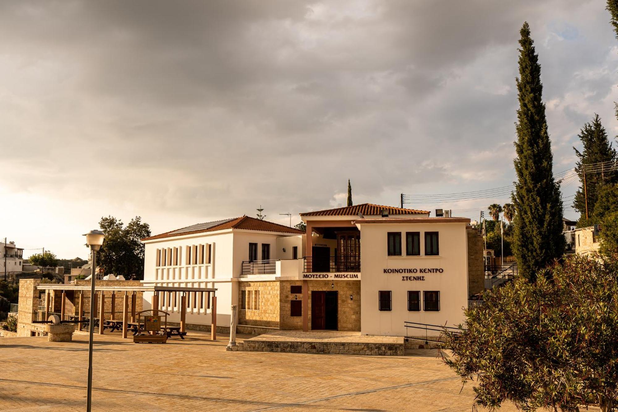 Harma Traditional Boutique Suites Paphos Exterior foto