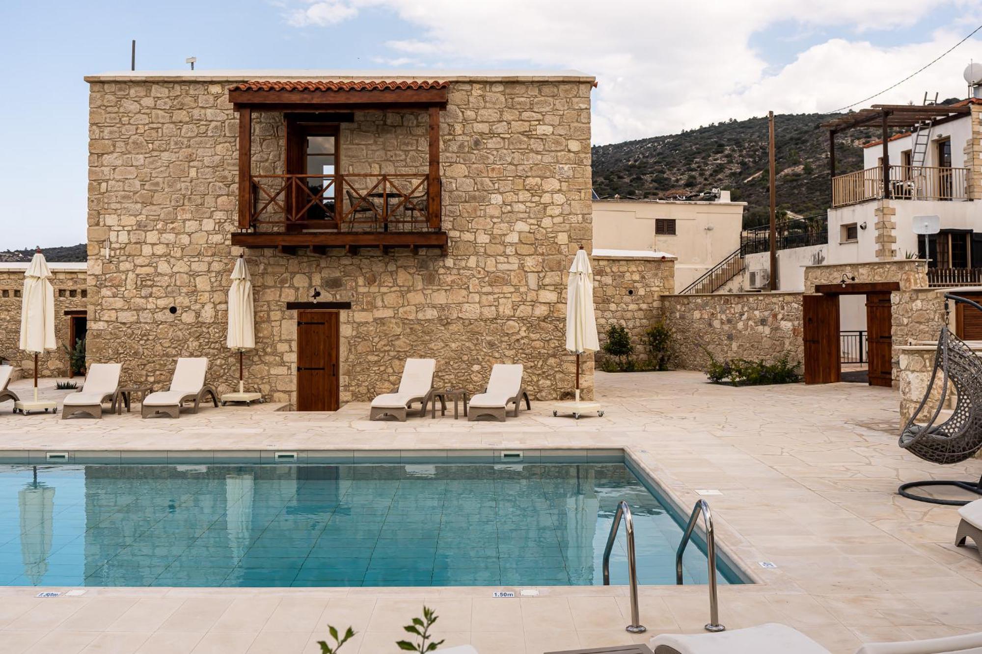 Harma Traditional Boutique Suites Paphos Exterior foto