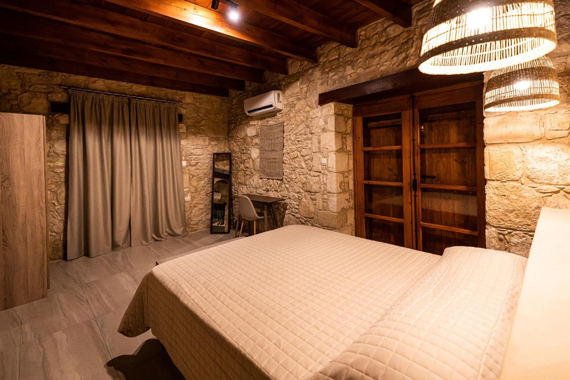 Harma Traditional Boutique Suites Paphos Cameră foto