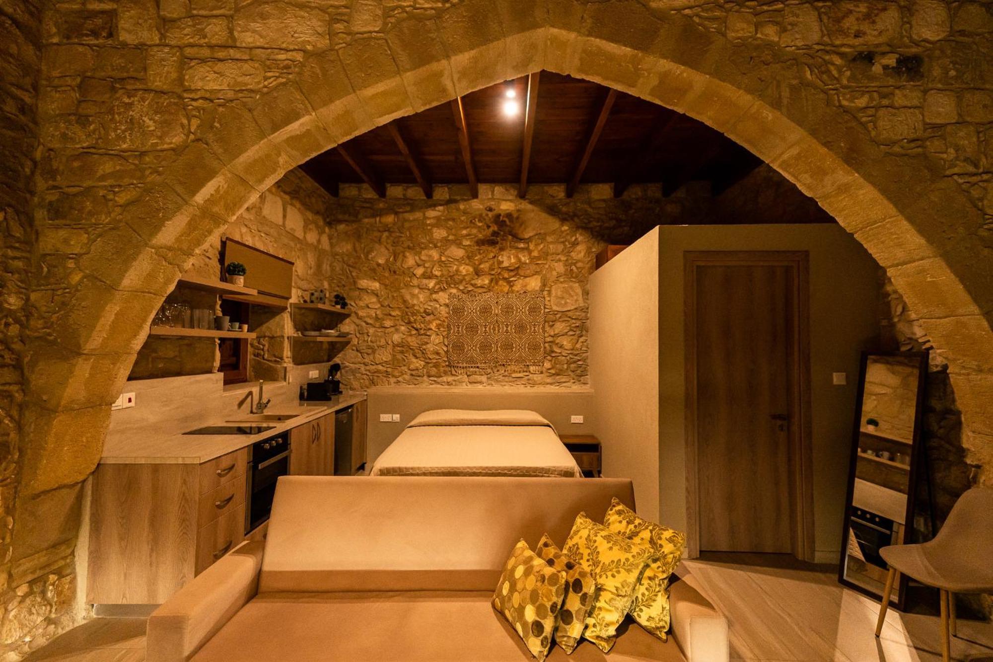 Harma Traditional Boutique Suites Paphos Cameră foto