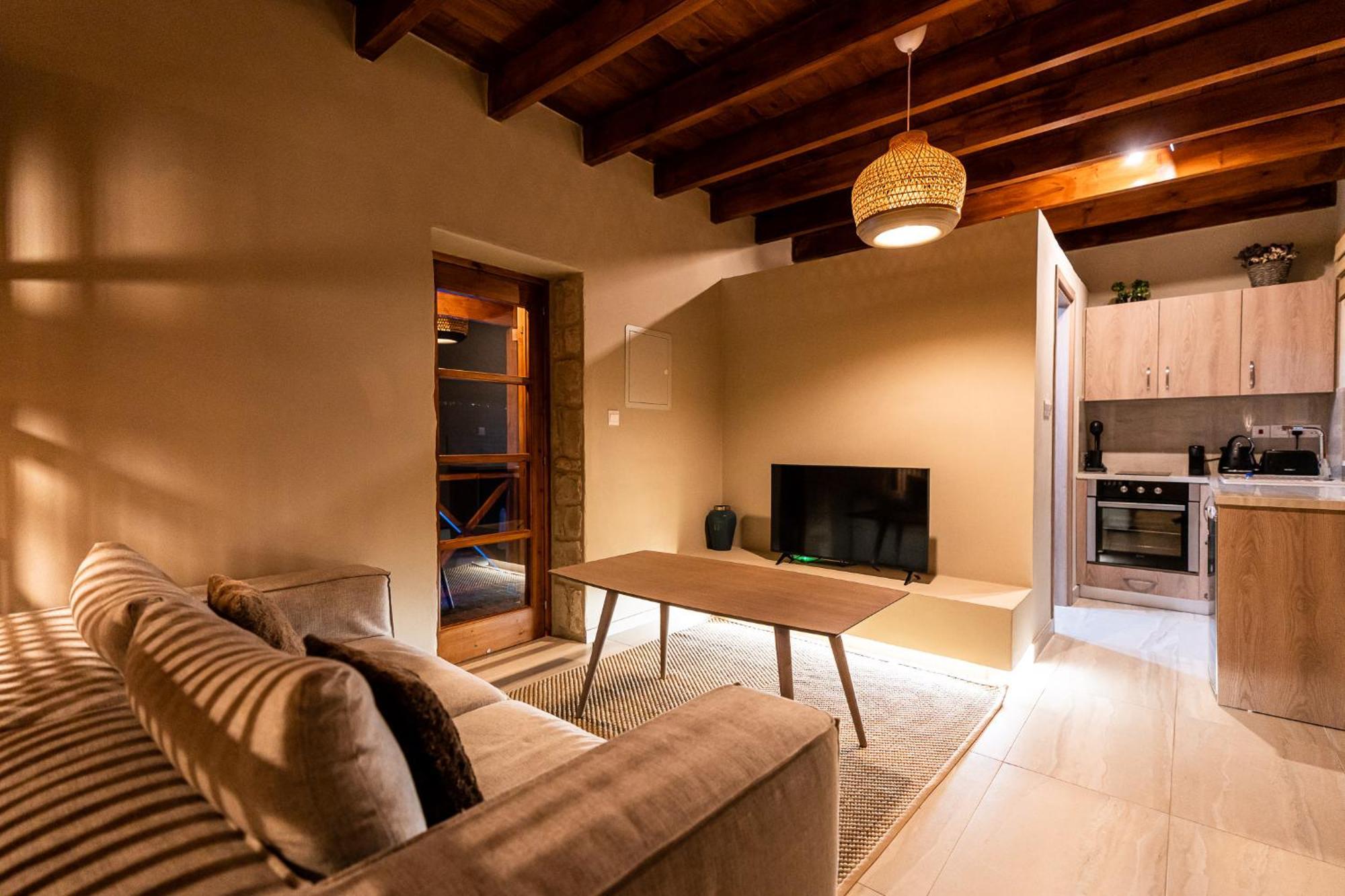Harma Traditional Boutique Suites Paphos Exterior foto